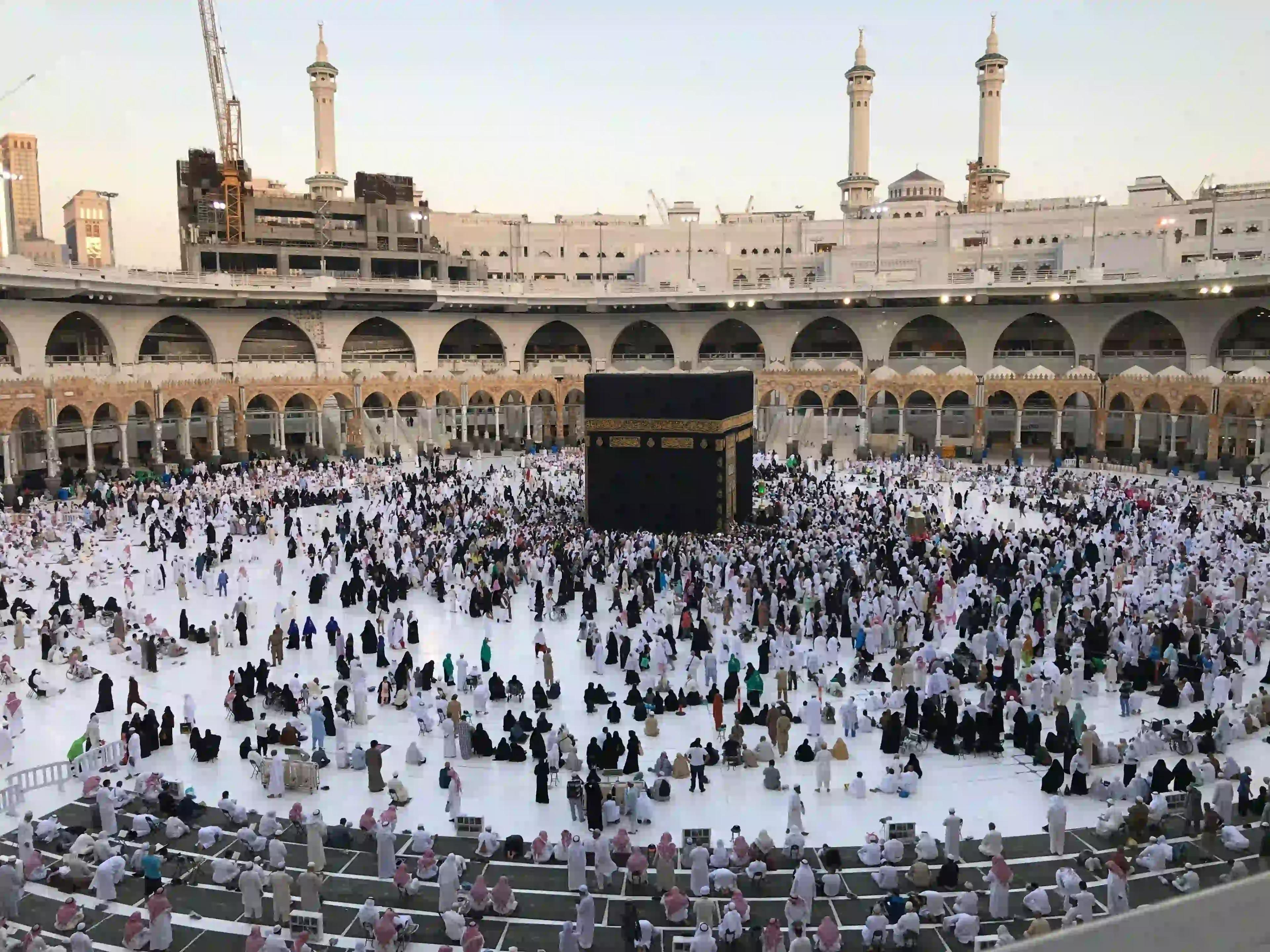 7 Nights 5 Star Umrah Package: Complete Travel Guide