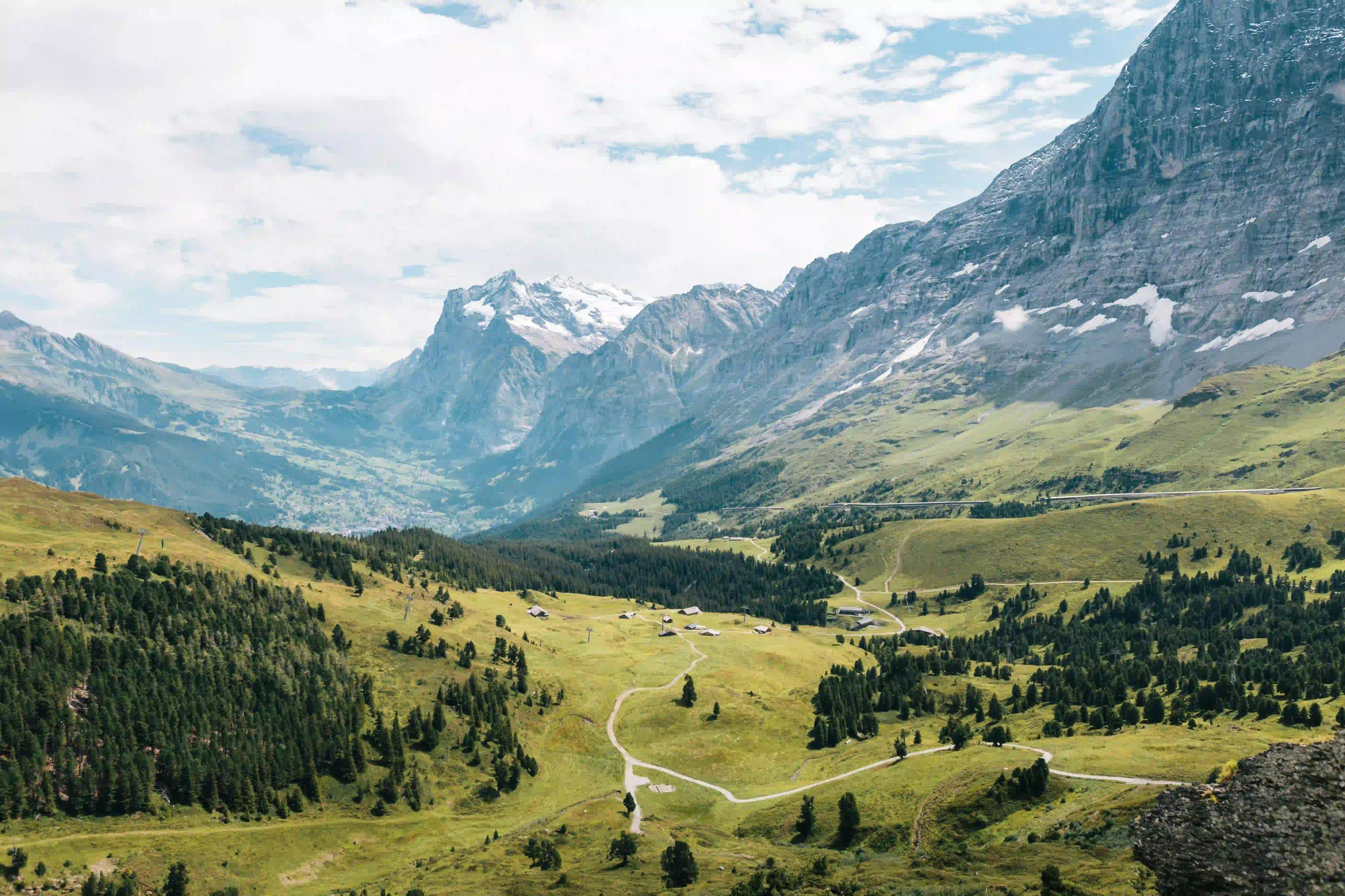 Swiss Alps Adventure: Best Destinations & Travel Guide