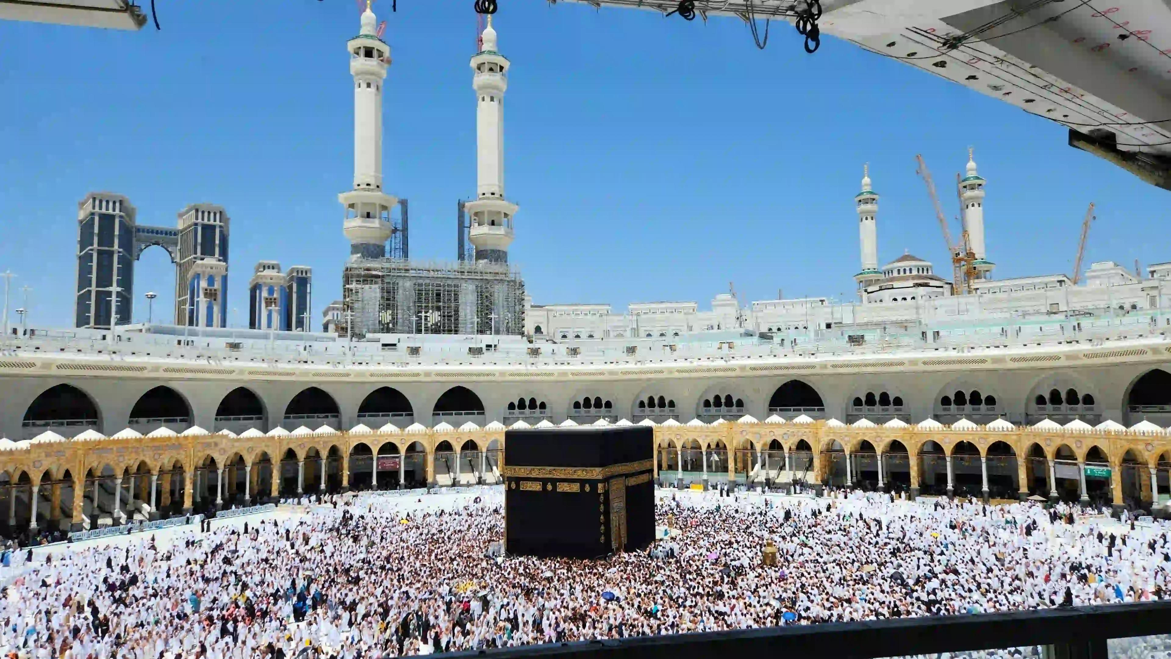 Umrah Package with Complete Ihram & Miqat Guidance