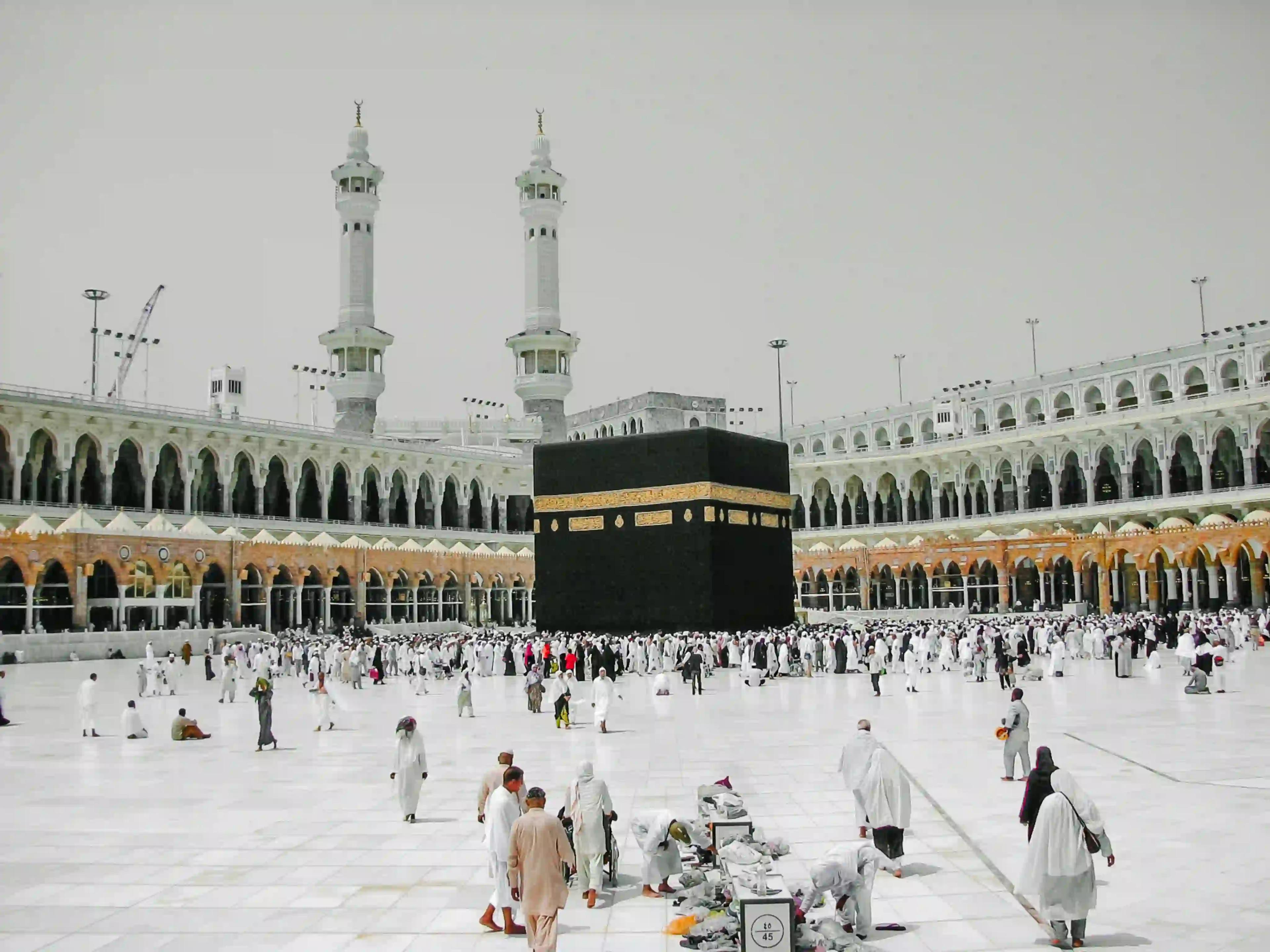 December Umrah Packages 2026 | All-Inclusive 3, 4 & 5-Star Deals